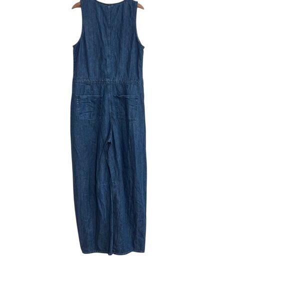 Universal Thread NWT Curved Leg Sleeveless Denim Jumpsuit Medium Wash Size 16 - Picture 12 of 12